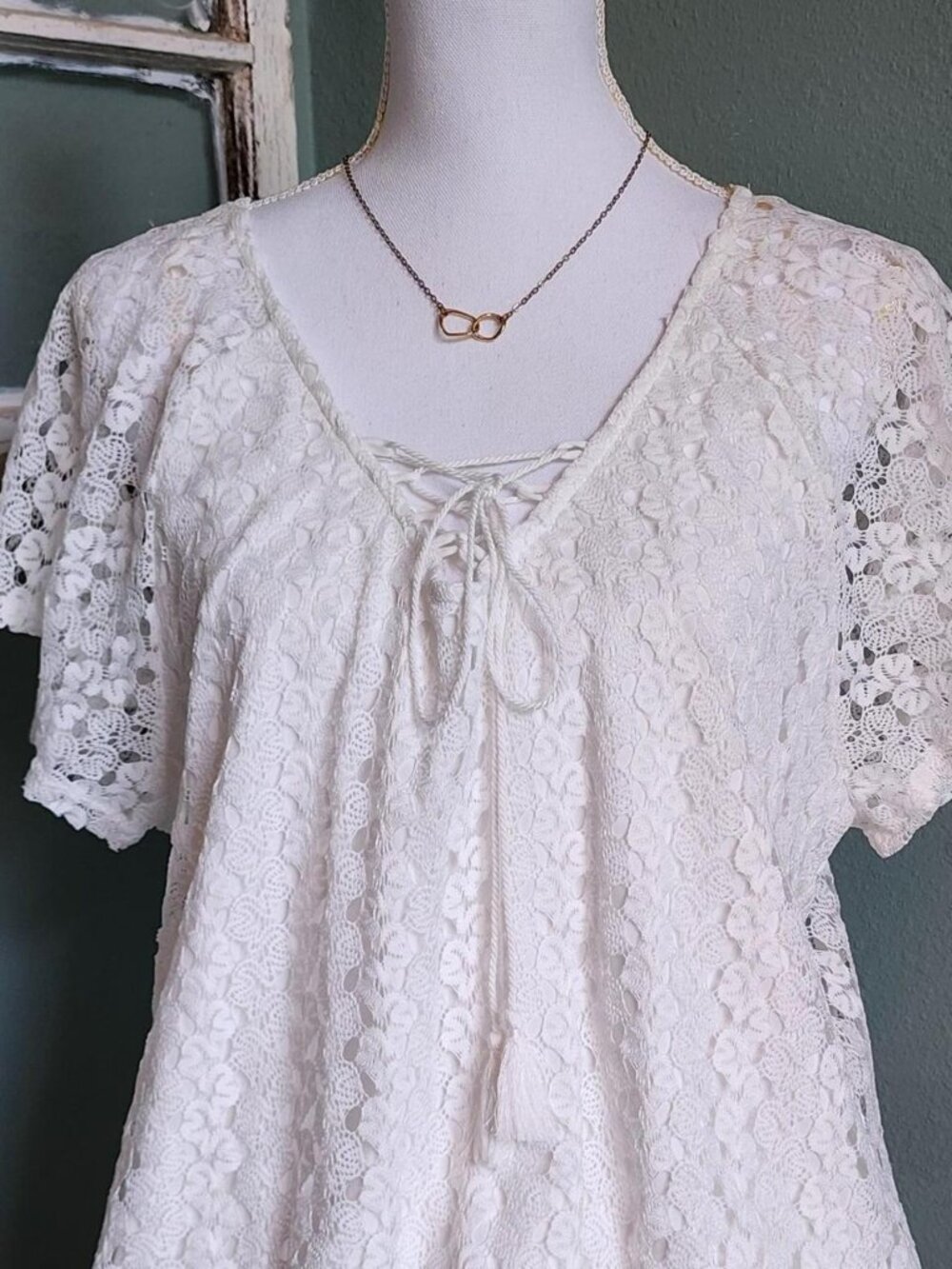 Women's White Lace Blouse XXL